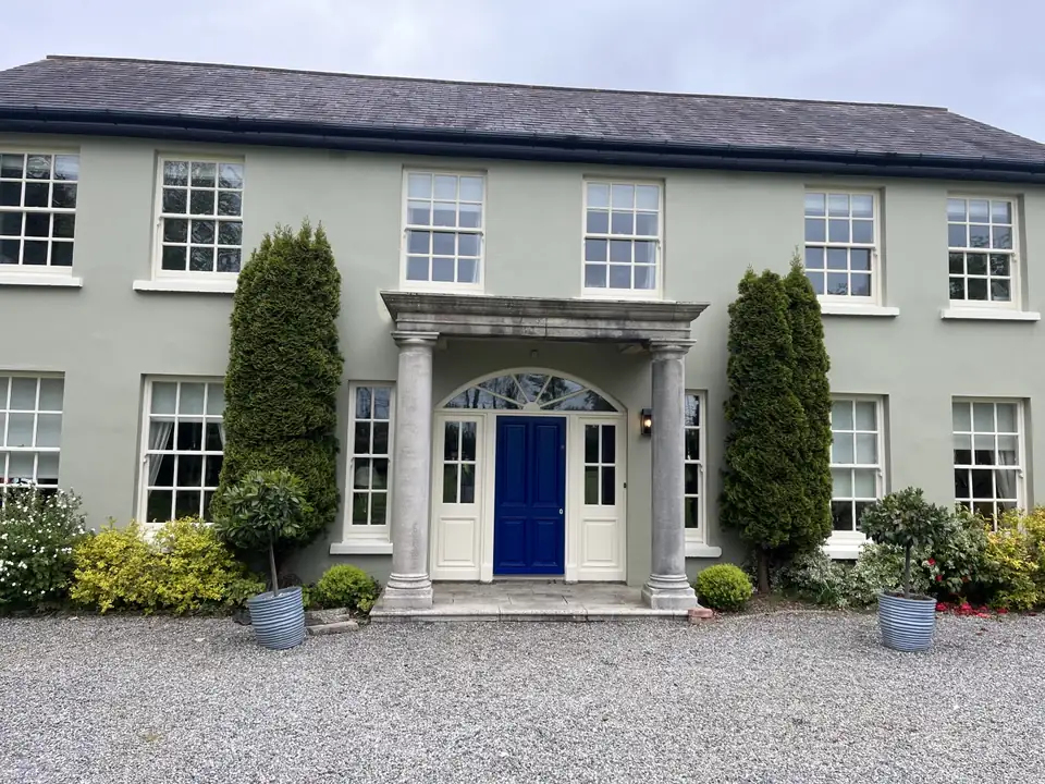 Freshly painted Dublin home exterior by All Colours Painting